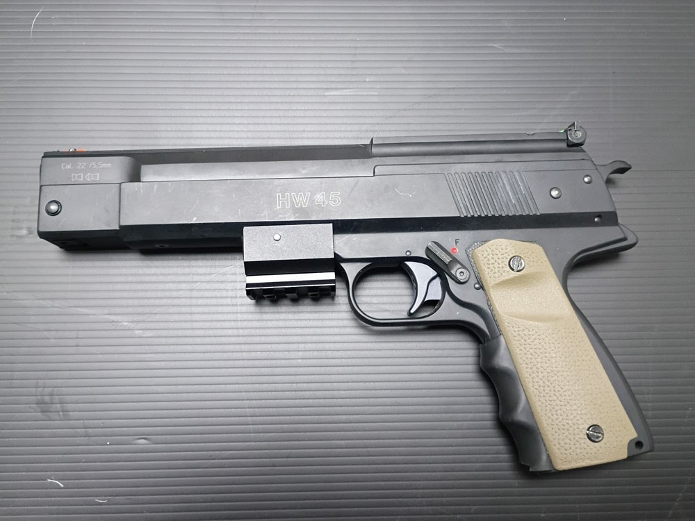 Air pistol .22 cal spring-piston weihrauch hw 45