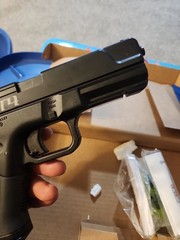 Vintage Black Crosman T4 CO2 Powered Air Pistol remanufactured In The Box New