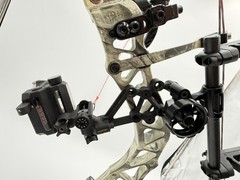 Bowtech Invasion CPX-RTH package 70# 26-30″. Balanced and tuned, Near Perfect!