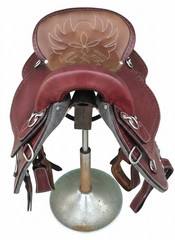 TRACKING ENDURANCE RACING LEATHER HORSE SADDLE ON FIBERGLASS TREE