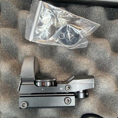 Diana Airbug .22 Caliber Co2 Pellet Pistol w/hard Case, Sight, Mag. New Other