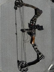 Mathews Solocam Switchback XT RH 50 lb 27in Draw 31in Camo Compound Bow