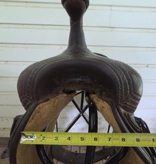 J & S 16.5″ Used Cutting Saddle