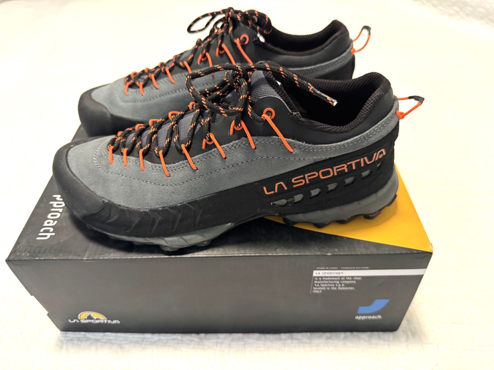 La Sportiva TX4 Approach Shoes Carbon/Flame Mens US 9.5 EU 42.5 New with Box