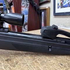 Gamo Swarm Whisper .22 Cal Pellet Break Barrel Rifle Air Gun