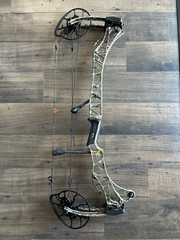 Mathews Lift 29.5 Compound Bow in Sub-Alpine Camo RH 29″ 70# 348fps!