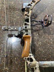 Mathews SoloCam left Hand Bow Hunting Compound Bow 70lb 29in Draw.