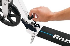 Razor A6 Kick Scooter – White – FFP One Size,