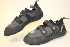 Evolv Defy VTR eco-TRAX Biginner Rock Climbing Mens Size 9 9.5 Black Strap Shoes