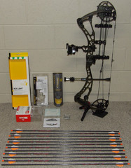 Loaded Right Hand 2025 Bowtech Solution LS Bow Package-24.5 to 30″, 60 to 70 lb