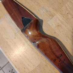 Ben Pearson Cougar 7805 VTG Recurve Bow RH 40 lb @ 28″ draw Traditional Archery
