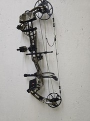 Brand New Bear Archery Game keeper Ready To Hunt Bow Package LEFT HANDED