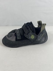 Excellent Evolv Kronos Men’s Climbing Shoes, Black/Olive, M43