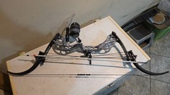 Muzzy Bowfishing 8008 VXM Lever Action Bowfishing Bow Package