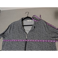 Kim Rogers women’s animal print stretchy zip up jacket Petite XL