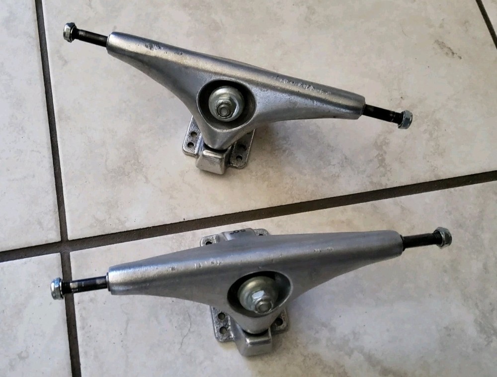 Gullwing Charger Neil Carver RKP longboard skateboard trucks 10″ wide
