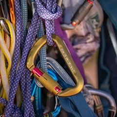 Swiss Tech 30KN Climbing Carabiners, 2 pack, Auto Locking, Lightweight, 7075 Alu