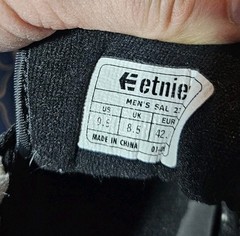 etnies SAL 23 Black Skateboarding Shoes Men’s US Size 9.5