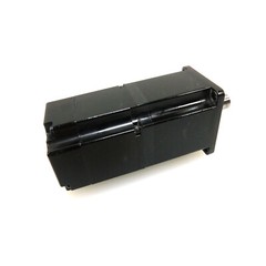 ONE NEW YASKAWA SGMJV-04ADL2C Servo Motor