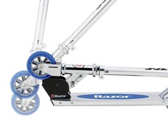 Razor Spark Kick Scooter – Blue – Ffp 13010443