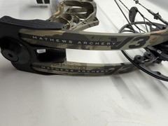 MATHEWS V3 27 COMPOUND BOW W ACCESORIES 70 LB DW
