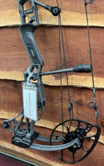 Mathews Lift X 28.5 Shale 28.5″D/L 60#D/W *Display Bow* -9312-