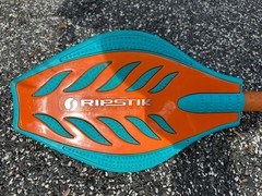 Razor RipStik Classic Board Carving Skateboard 360° Wheels Kids Blue Orange