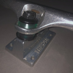 Made In USA THUNDER SKATEBOARD TRUCKS 147 Polished ( Set of 2 ) 8.0 Axle SF DLX