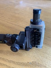 Black Gold 7 Pin Bowsight RH With Light, Dove Tail With Mounting Bracket, Used