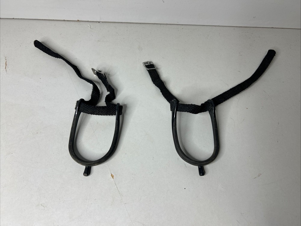 English Spurs – Beginner Plastic/Rubber Bumper Nylon Strap