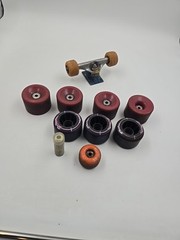 Misc . Skateboard Wheels And Bearings Condition Unknown