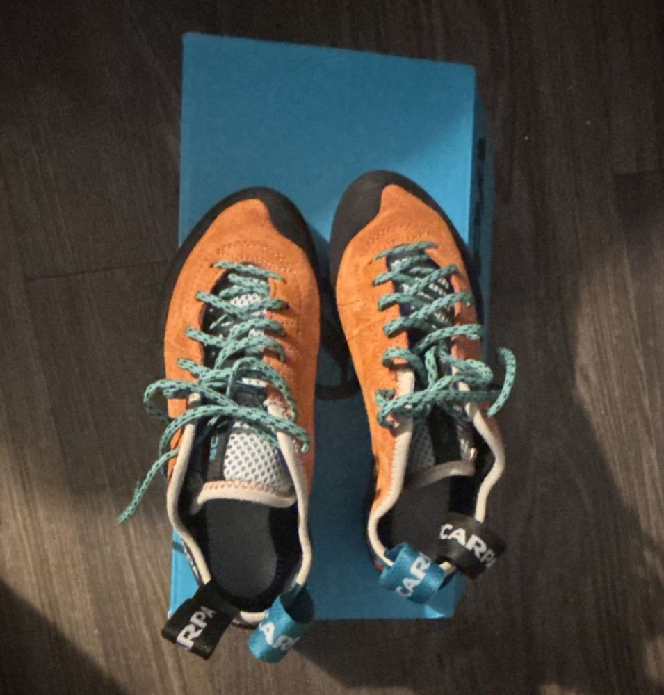 SCARPA Helix WMN Women’s Climbing Shoes Orange Lace-Up US 7 Medium