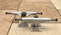 Thunder Polished Skateboarding Trucks 147 Hi Polished 8.0 Axel