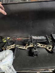 Bear Archery Vast RTH Extra RH Compound Bow 70lb 26-30in 32in Camo