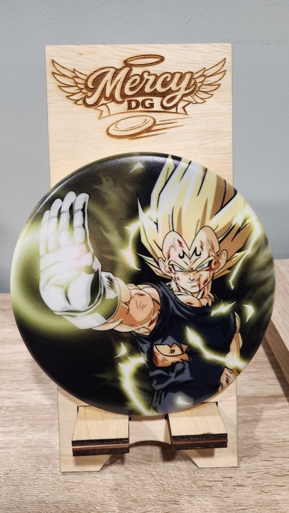Discmania Tactic Majin Vegita Disc Golf Disc White/Black/Yellow 175g