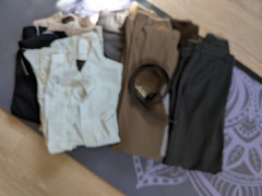 lot of Ariat & Tuff Rider breeches & riding clothes size 30L & 28L
