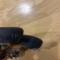 La Sportiva Mens Size 41 (US 8.5) Lace Up Rock Climbing Shoes Womens 9.5