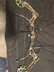 Bear Archery Vast Right Hand Compound Bow – God’s Country Color (AV04A2X0A7R)