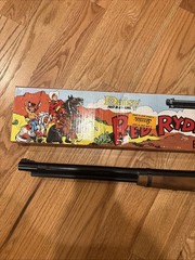 Vtg Daisy Model 1938B Red Ryder BB Gun-Used- works great-with 1988 original box
