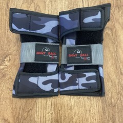 Eight 8 Ball Wristsaver size 8+ triple eight NYC CAMO BLUE/BLACK NO 20-8852