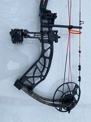 BlackOut Distinct 325 fps ~ DHC XR Cam System ~ Compound Bow #3316282
