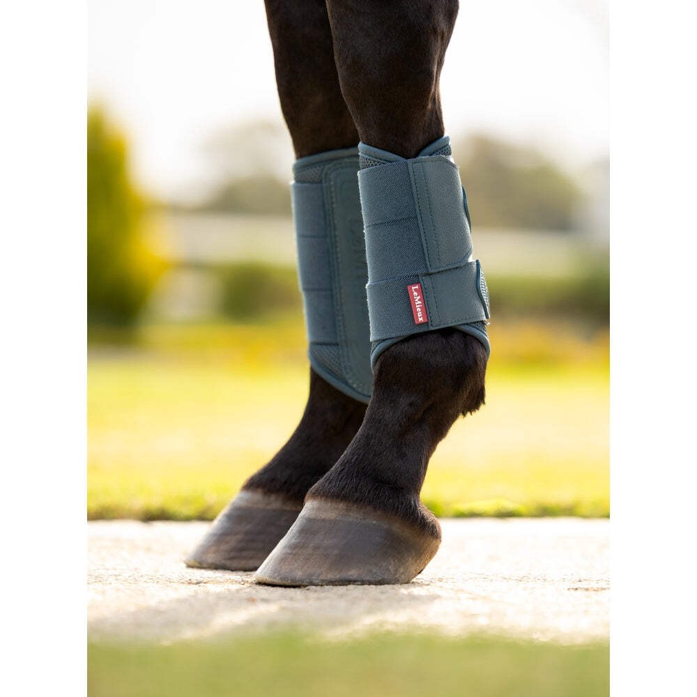 IT08312 LeMieux Arika Mesh Brushing Boots – Jungle NEW