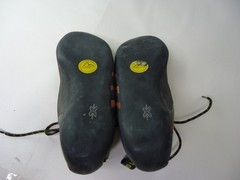 La Sportiva Tarantulace Rock climbing shoes 10.5 size