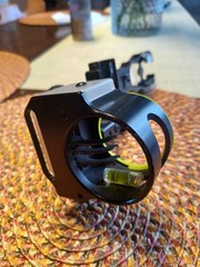 Black Gold Pure 75 Custom adjustable 3 pin sight