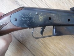 vintage daisy model no. 25 pump BB gun . rogers ark. yes it shoots