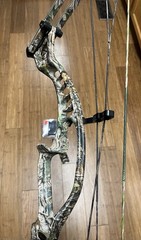Hoyt Maxxis 31 RH 60-70# 28-30” XTR Cam no.3 Fuse Sight Grip New GAS Strings