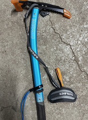 Petzl Cirque 60cm Ice Axe with Adze and Wrist Leash, Blue – Ice Tool
