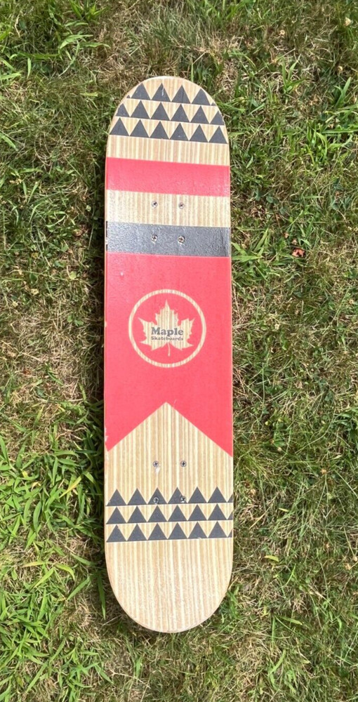 Maple Skateboard 31 Inches Bravo Sports