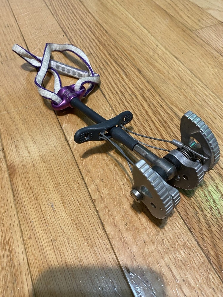 DMM no. 3 Rock Climbing Cam Protection Gear Device Used Good Condition