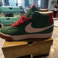 Nike SB Zoom Blazer Mid Suede High-Top Skate Shoes Pine Green US 8 D Medium